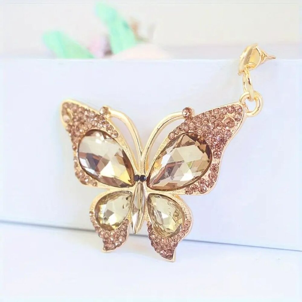 COPY - COPY - Beautiful Butterfly Rhinestone Keychain, NWOT
